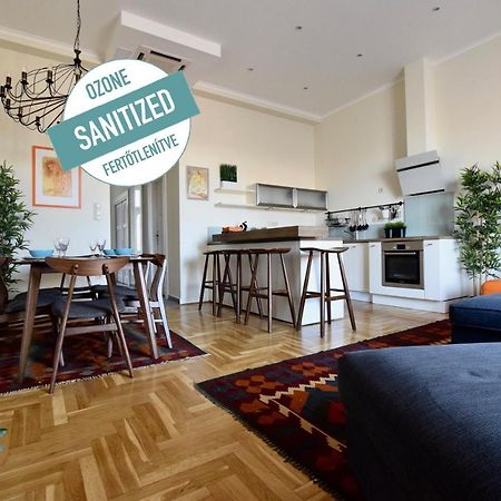 Luxury Apartment By Hi5 - Kiraly Street Suite 부다페스트 외부 사진