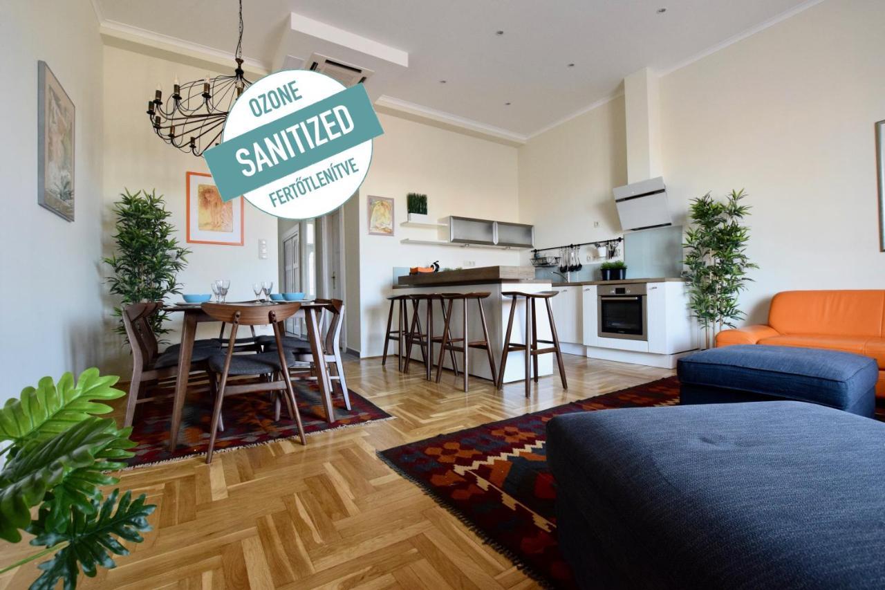 Luxury Apartment By Hi5 - Kiraly Street Suite 부다페스트 외부 사진